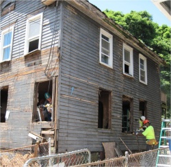 house_deconstruction_saltonstall_size250