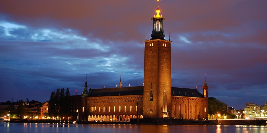 stockholm-city-hall-sweden-900x450.jpg